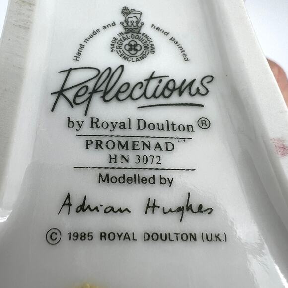 Vintage 1985 Royal Doulton Promenade HN3072 13" Figurine of Woman and Afghan Dog - Picture 7 of 12